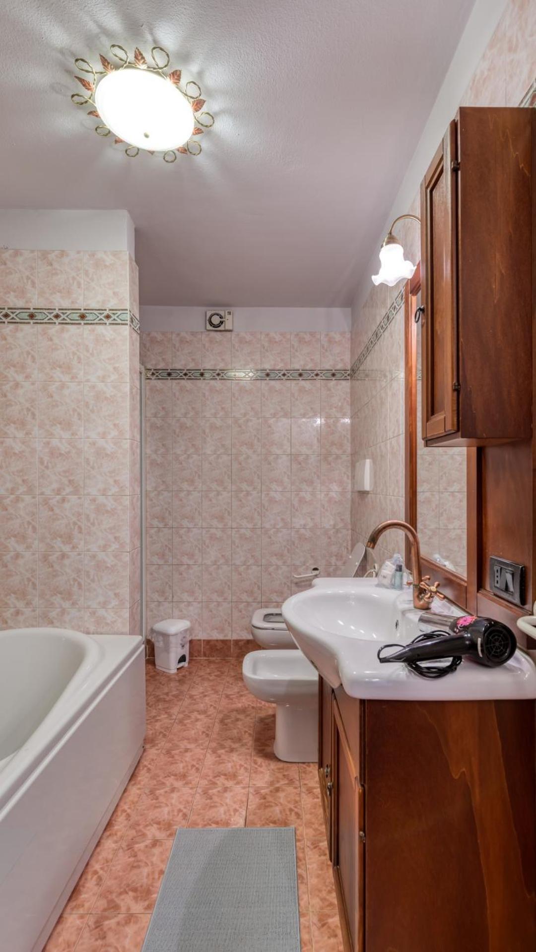 B&B Lawanda Idro Номер фото